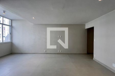 Sala  de apartamento para alugar com 2 quartos, 98m² em Copacabana, Rio de Janeiro