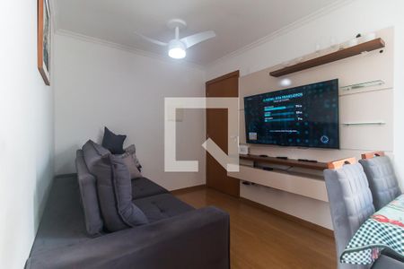 Sala de apartamento para alugar com 2 quartos, 42m² em Botujuru, Mogi das Cruzes