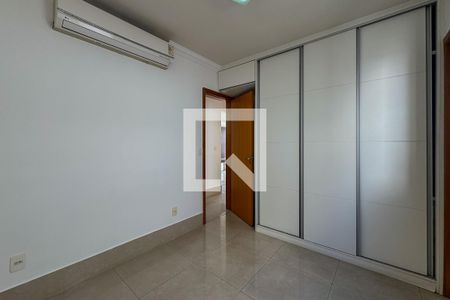 Suíte de apartamento para alugar com 3 quartos, 72m² em Santo Antônio, Belo Horizonte