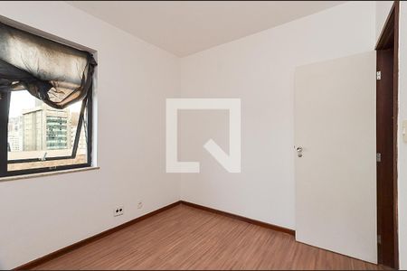 Quarto 1 de apartamento à venda com 2 quartos, 104m² em Savassi, Belo Horizonte