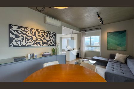 Sala e Cozinha de apartamento à venda com 1 quarto, 62m² em Cidade Monções, São Paulo