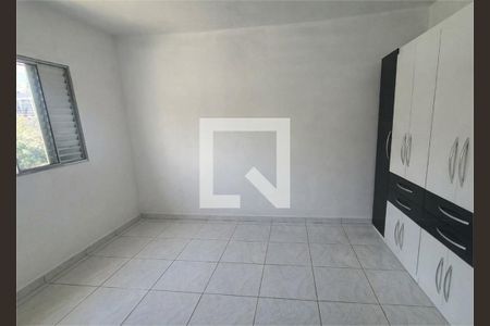 Quarto Suíte de casa para alugar com 2 quartos, 88m² em Jardim Padreira I, Osasco