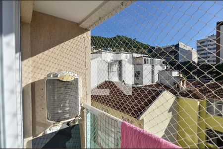 Sala de apartamento à venda com 2 quartos, 76m² em Tijuca, Rio de Janeiro