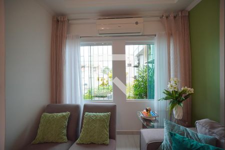 Sala  de casa para alugar com 2 quartos, 210m² em Ingleses Centro, Florianópolis