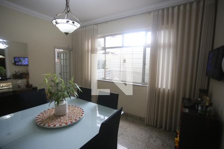Casa à venda com 5 quartos, 340m² em Gutierrez, Belo Horizonte