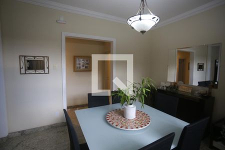 Casa à venda com 5 quartos, 340m² em Gutierrez, Belo Horizonte