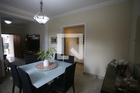 Casa à venda com 5 quartos, 340m² em Gutierrez, Belo Horizonte