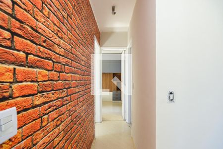 Corredor de apartamento para alugar com 2 quartos, 47m² em Parque Munhoz, São Paulo