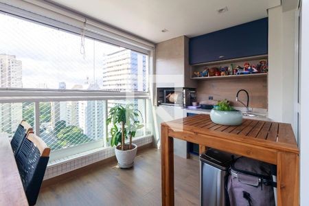 Varanda de apartamento à venda com 3 quartos, 127m² em Itaim Bibi, São Paulo