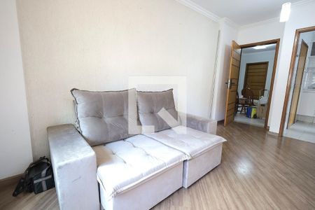 Sala de apartamento para alugar com 3 quartos, 70m² em Vila Pires, Santo André