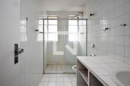 banheiro de apartamento para alugar com 2 quartos, 70m² em Cerqueira César, São Paulo