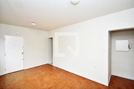 Sala de apartamento para alugar com 2 quartos, 70m² em Cerqueira César, São Paulo