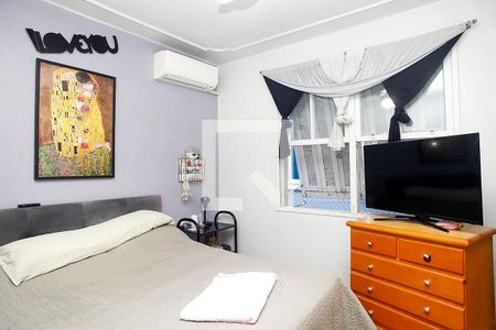 Quarto 1 de apartamento à venda com 3 quartos, 100m² em Farroupilha, Porto Alegre