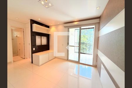 Sala de apartamento para alugar com 2 quartos, 64m² em Jardim Aeroporto, São Paulo