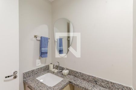 Banheiro de kitnet/studio para alugar com 1 quarto, 27m² em Vila Olímpia, São Paulo