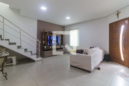 Sala de casa de condomínio para alugar com 3 quartos, 100m² em Vila Oliveira, Mogi das Cruzes