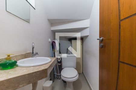 Lavabo de casa de condomínio para alugar com 3 quartos, 100m² em Vila Oliveira, Mogi das Cruzes