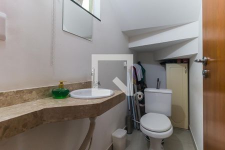 Lavabo de casa de condomínio para alugar com 3 quartos, 100m² em Vila Oliveira, Mogi das Cruzes