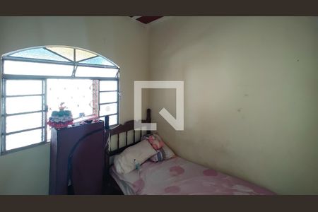 Casa à venda com 3 quartos, 200m² em Conjunto Cristina (sao Benedito), Belo Horizonte