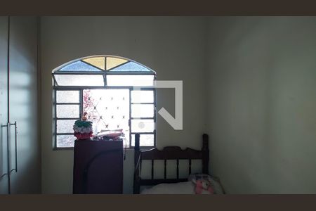 Casa à venda com 3 quartos, 200m² em Conjunto Cristina (sao Benedito), Belo Horizonte