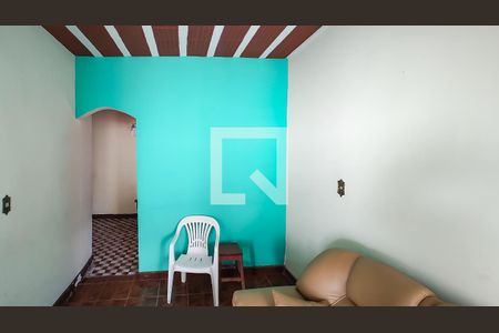 Casa à venda com 3 quartos, 200m² em Conjunto Cristina (sao Benedito), Belo Horizonte