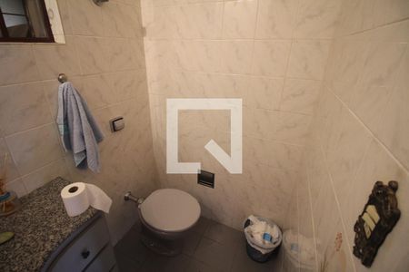 Banheiro 1 de casa à venda com 5 quartos, 320m² em Conjunto Agua Branca, Contagem