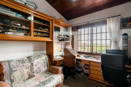 Quarto de casa à venda com 4 quartos, 317m² em Três Figueiras, Porto Alegre