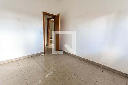 quarto 2 de casa para alugar com 3 quartos, 210m² em Dom Bosco, Belo Horizonte