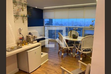 Apartamento à venda com 2 quartos, 70m² em Campo Belo, São Paulo