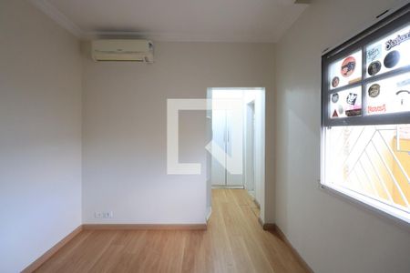Quarto 1 - Suíte de casa à venda com 3 quartos, 144m² em Vila Esperança, São Paulo