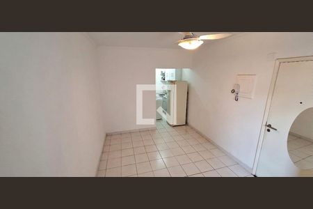 Sala e Quarto de kitnet/studio à venda com 1 quarto, 28m² em Bela Vista, São Paulo