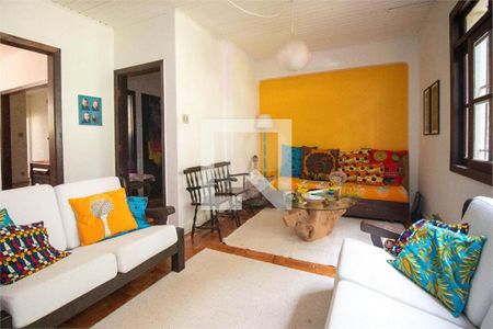 Casa à venda com 3 quartos, 302m² em Campo Belo, São Paulo