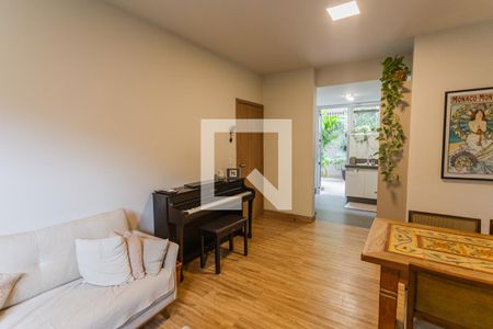 Sala de apartamento à venda com 2 quartos, 112m² em Coracao de Jesus, Belo Horizonte