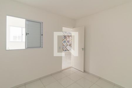 Quarto 1 de apartamento para alugar com 2 quartos, 42m² em Jardim Soares, São Paulo