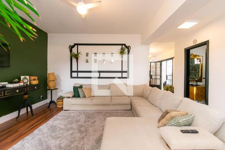 Sala de casa à venda com 5 quartos, 300m² em Planalto Paulista, São Paulo