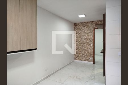Sala e cozinha de kitnet/studio para alugar com 1 quarto, 40m² em Chácara Califórnia, São Paulo