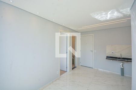 Sala de apartamento para alugar com 2 quartos, 34m² em Usina Piratininga, São Paulo