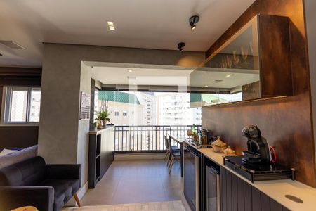 Sala_Cozinha de apartamento para alugar com 2 quartos, 82m² em Alphaville Empresarial, Barueri