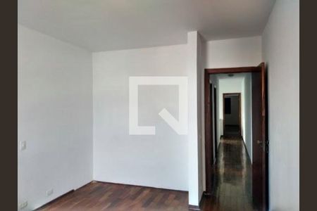 Casa à venda com 3 quartos, 150m² em Vila Marari, São Paulo