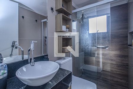 banheiro social_1 de apartamento à venda com 2 quartos, 47m² em Jardim Vergueiro, São Paulo