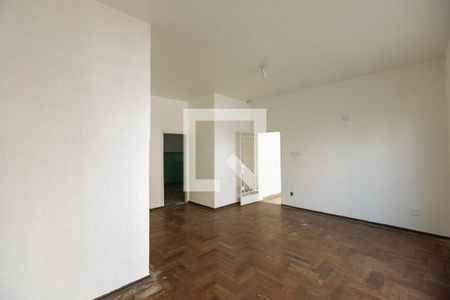 Casa à venda com 4 quartos, 300m² em Vila Itapura, Campinas