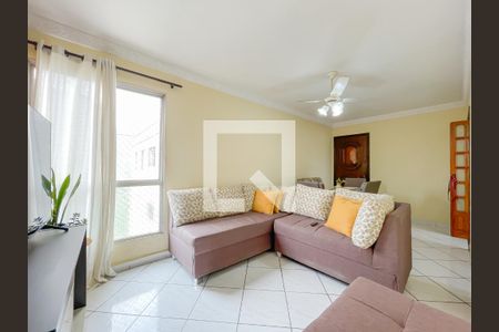 Sala de apartamento para alugar com 3 quartos, 64m² em Piratininga, Osasco