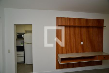 Sala de apartamento para alugar com 1 quarto, 52m² em Barra da Tijuca, Rio de Janeiro