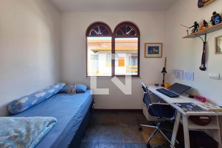 Quarto 1 de casa de condomínio à venda com 2 quartos, 81m² em Itaipu, Niterói