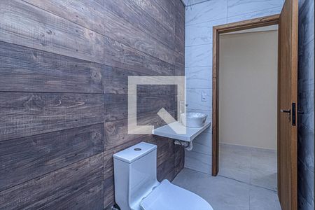 banheiro na suíte_4 de casa à venda com 2 quartos, 81m² em São João Climaco, São Paulo