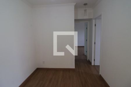 Sala de apartamento para alugar com 2 quartos, 58m² em Km 18, Osasco
