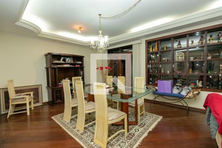 SALA TRÊS AMBIENTES de casa de condomínio à venda com 4 quartos, 415m² em Vila Madalena, Campinas