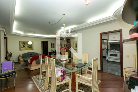 SALA TRÊS AMBIENTES de casa de condomínio à venda com 4 quartos, 415m² em Vila Madalena, Campinas