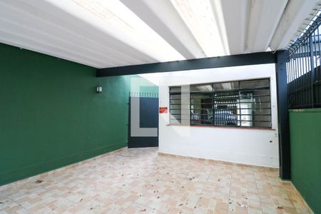 Garagem de casa para alugar com 3 quartos, 140m² em Chácara Santo Antônio (zona Sul), São Paulo