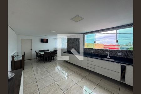 Cozinha de casa para alugar com 6 quartos, 250m² em Pestana, Osasco